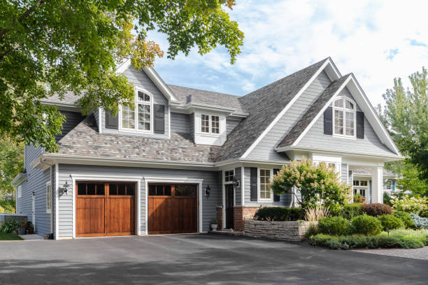 Best Emergency Roof Repair Services  in Pleasant Hill, IA